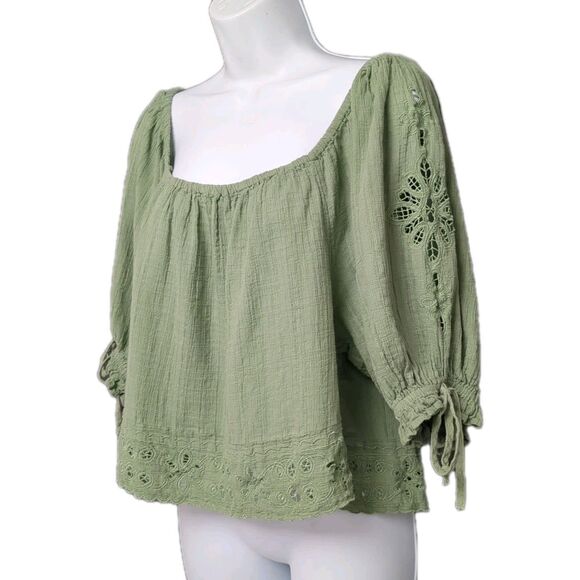 American Eagle Wide Neck Puff-Sleeve Olive Green Eyelet Puff-Sleeve Blouse Large - Picture 4 of 9